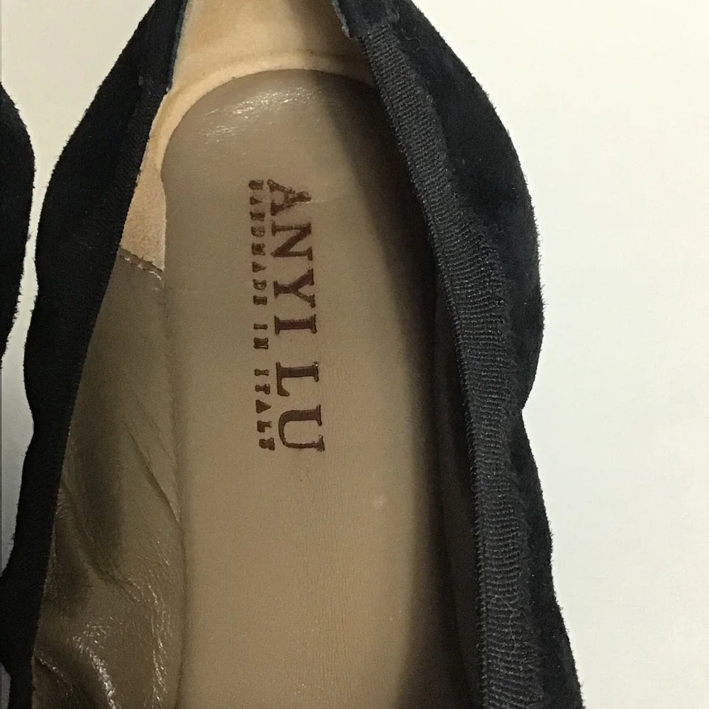 Anyi Lu Women Suede Ballet Flats with slight Wedge Sz. 38.5/ 8.5US EUC